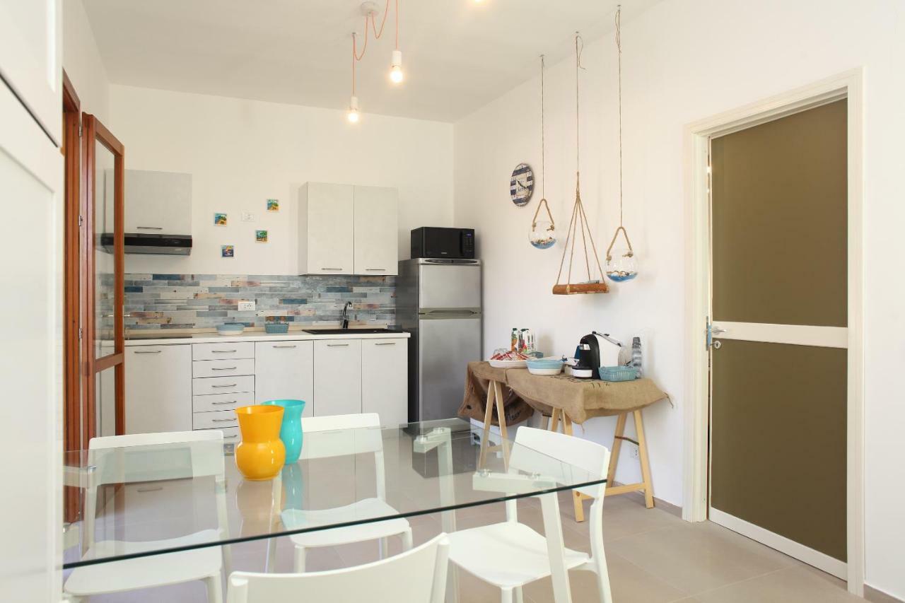 סן ויטו לו קאפו Beachside Rooms & Suites מראה חיצוני תמונה